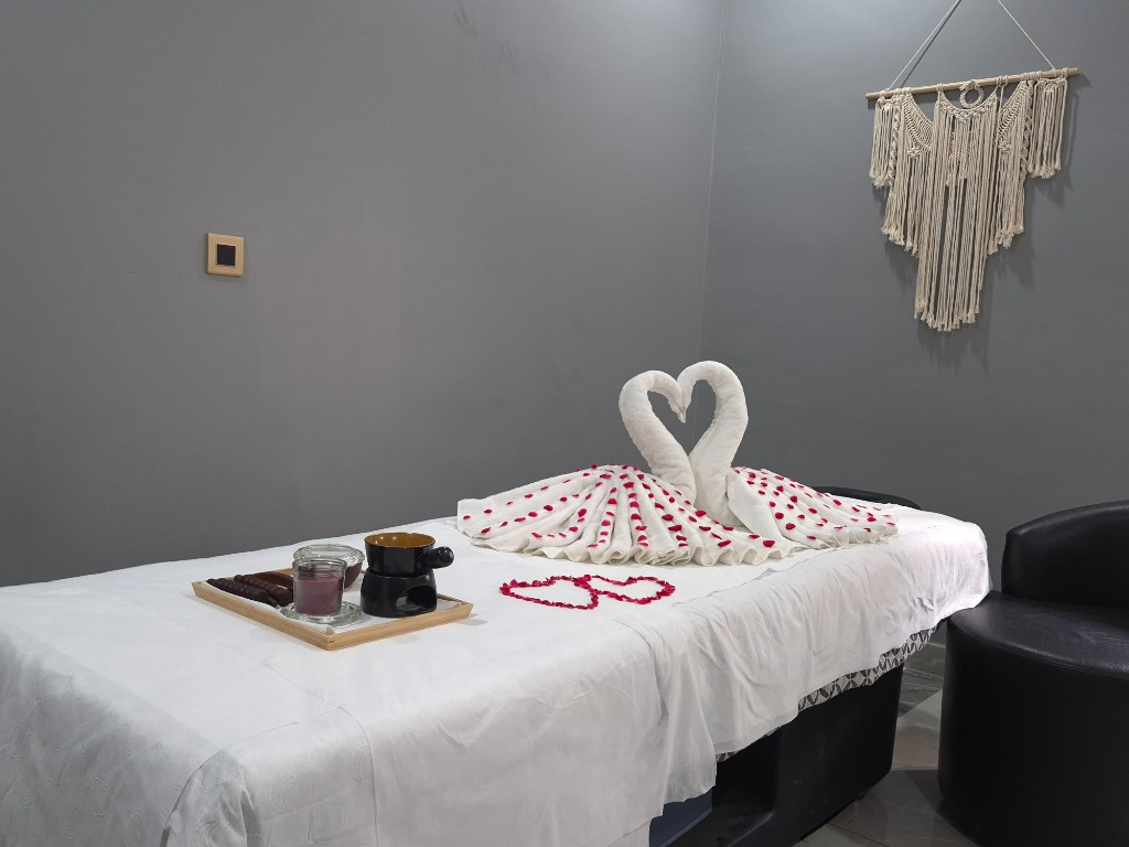 Private couple spa room prepared at Zoyo Luxury Spa